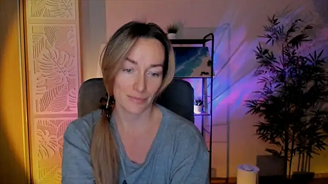 RebeccaMartinez's cam snapshot