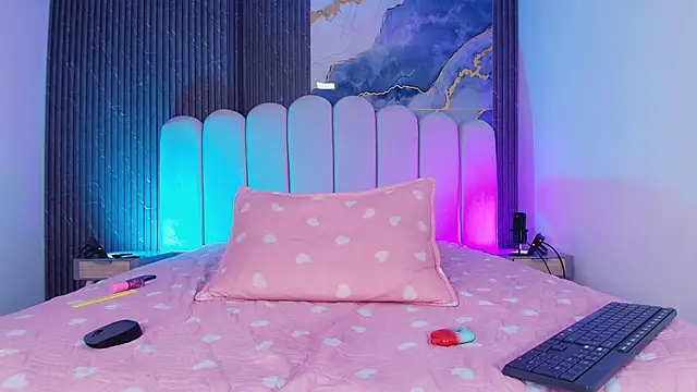 abbyrouss_'s cam snapshot