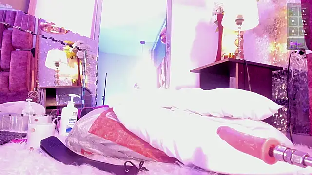 DollyMae_'s cam snapshot