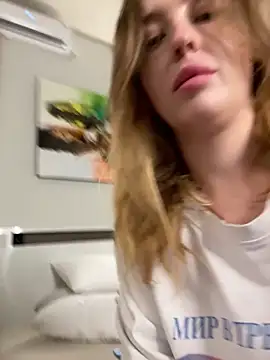 Nura_n_Sarah live sex cam