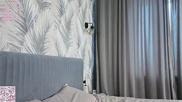 ElvinaRose's cam snapshot