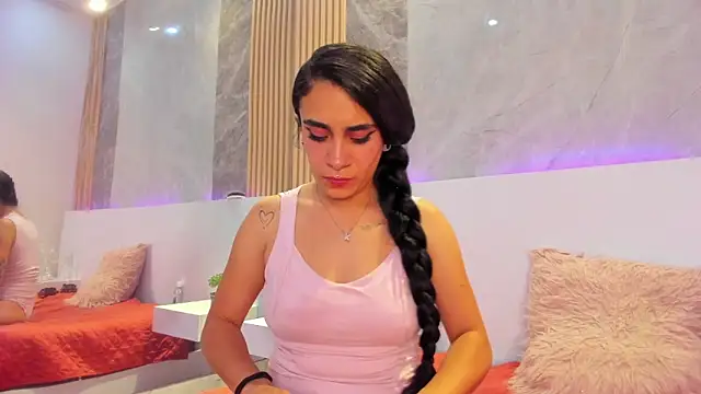 PamelaRed_ live sex cam