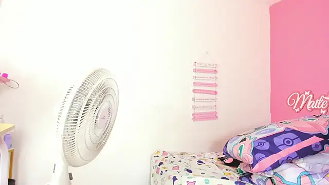 maite_xxx's cam snapshot