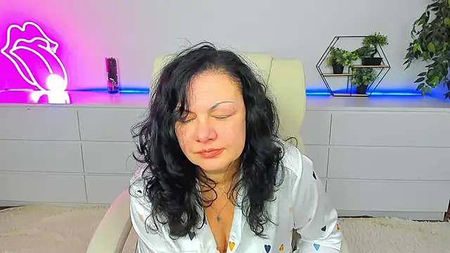 IrissMoon's cam snapshot