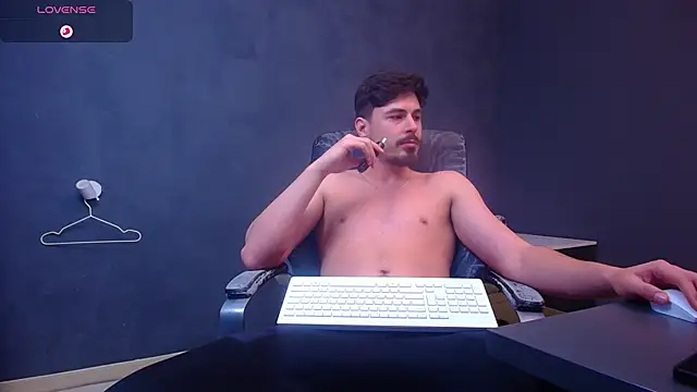 EnzoRace's cam snapshot