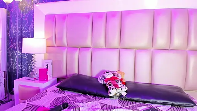 HatsaJones's cam snapshot