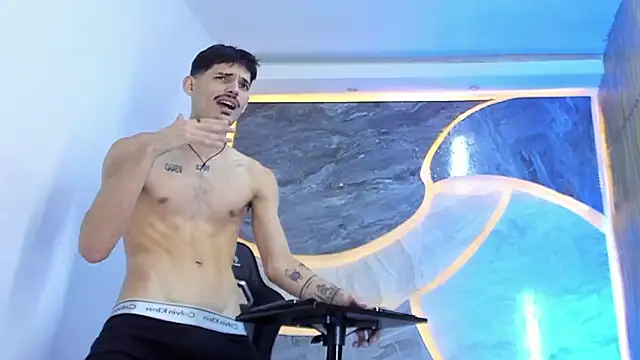 Iam_Steven's cam snapshot