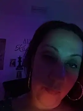 DeeLight124's cam snapshot