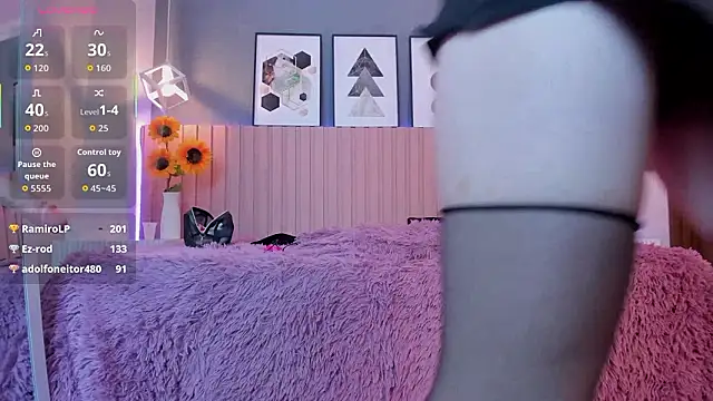 Nina_Ford's cam snapshot