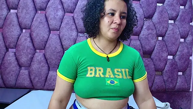 AlaSmith's cam snapshot