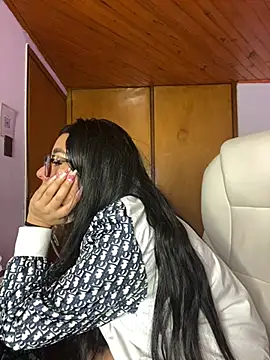 Violetta_pinkk1's cam snapshot