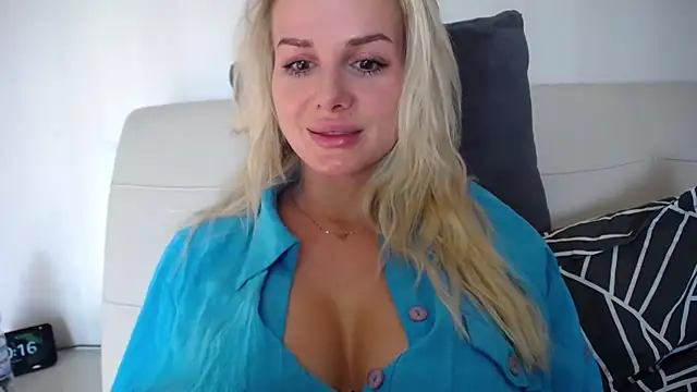 CorneliaSweet's cam snapshot