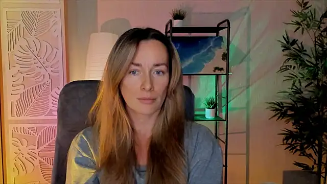 RebeccaMartinez's cam snapshot