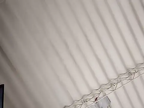 linda_luna29's cam snapshot