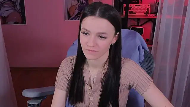 E_l_i_z_e_'s cam snapshot