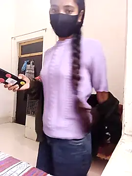 Riya_917's cam snapshot