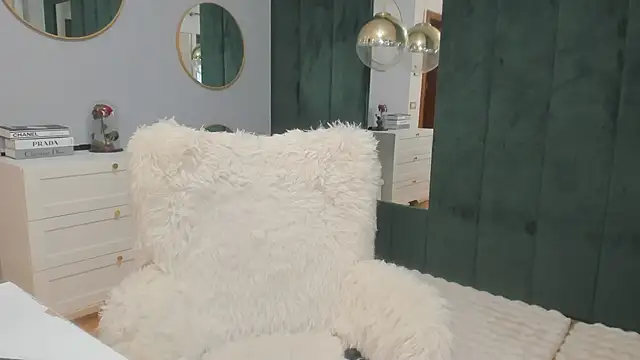 ElisaBaxter's cam snapshot