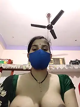 Maahi-Queen's cam snapshot