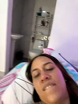 Nanybaker95's cam snapshot