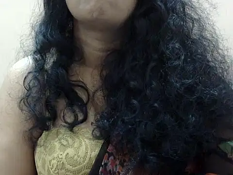 Chatwithsia's cam snapshot