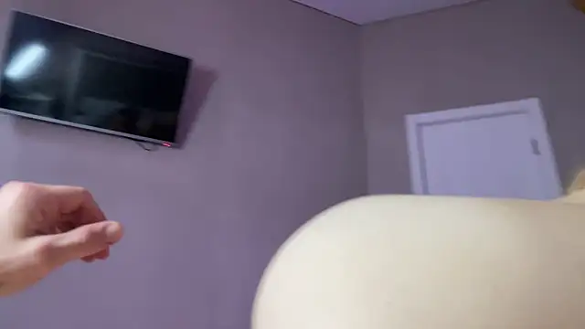 Daisy_Couple's cam snapshot