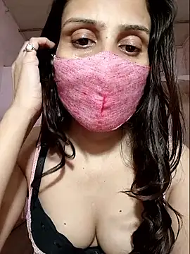 XOODIVAA's cam snapshot