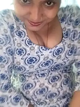 Hot-Pooja25's cam snapshot