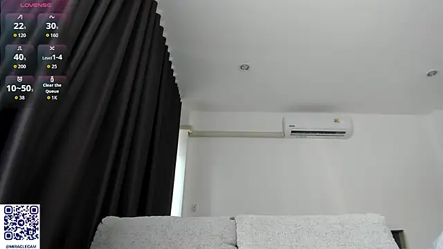 MiracleCam live sex cam
