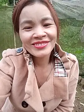 nangmo's cam snapshot