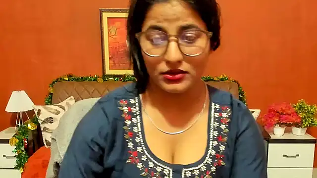 Jasmine_Jaey1's cam snapshot