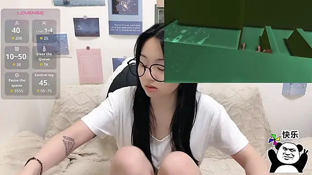 LiLiYbaby's cam snapshot