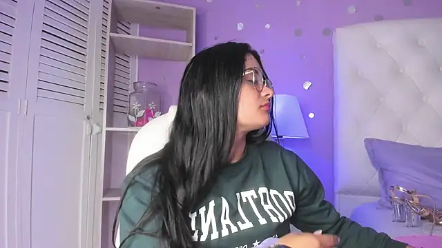 scarlette_15_'s cam snapshot