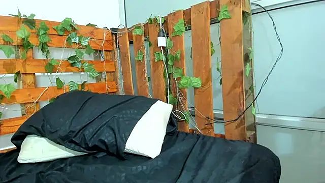 cris_dulce's cam snapshot