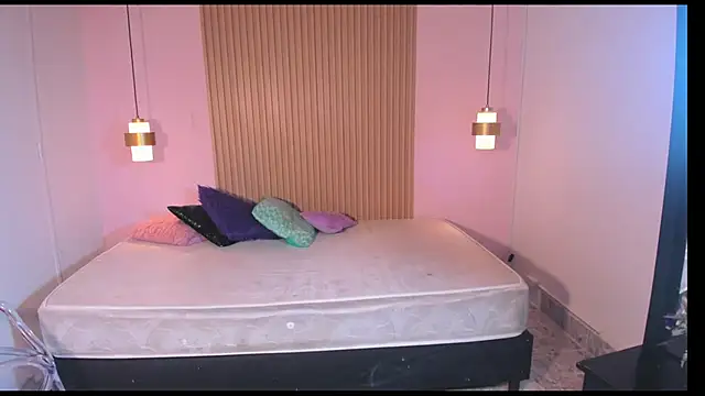 Brendajennerr's cam snapshot