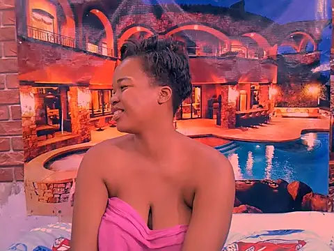 EbonyCurvaceous1's cam snapshot