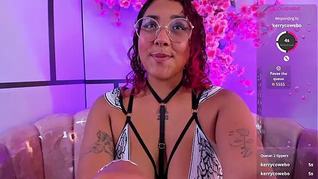 Olivejoness's cam snapshot