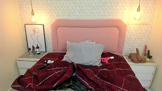 LOLAMAXI's cam snapshot