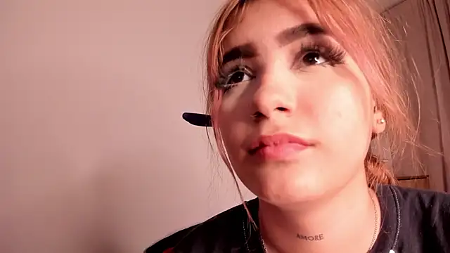 akirahattori live sex cam