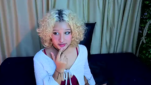 ahsly_Zam's cam snapshot