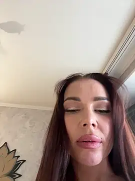 StripBianka's cam snapshot