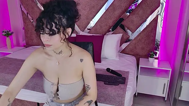 KatherineGomez's cam snapshot