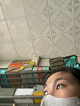 Tina_995 live sex cam