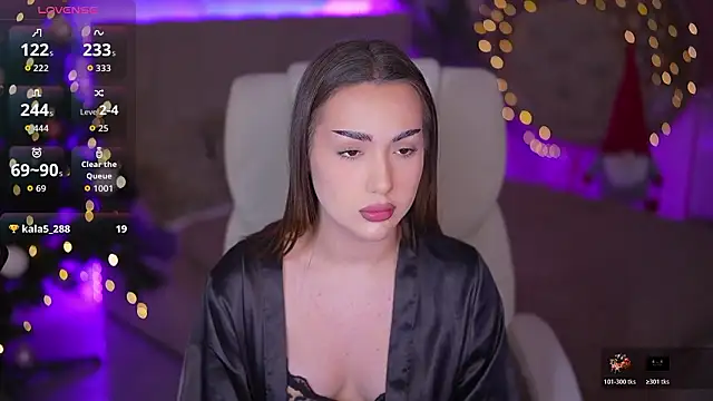 OliviaMoore_'s cam snapshot