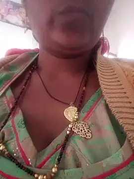 aunty_sumy's cam snapshot