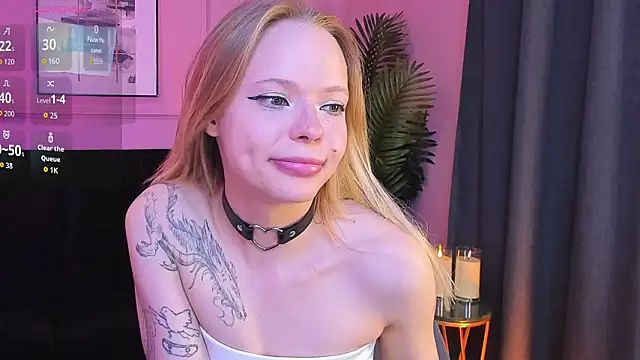 lucy_loy's cam snapshot