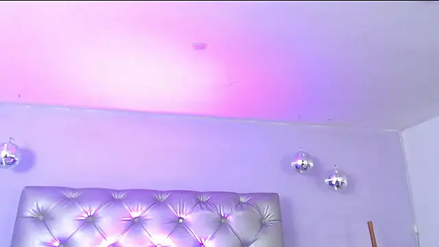 SilvanyMontana's cam snapshot