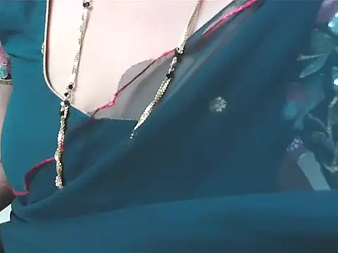 sunitha-3's cam snapshot