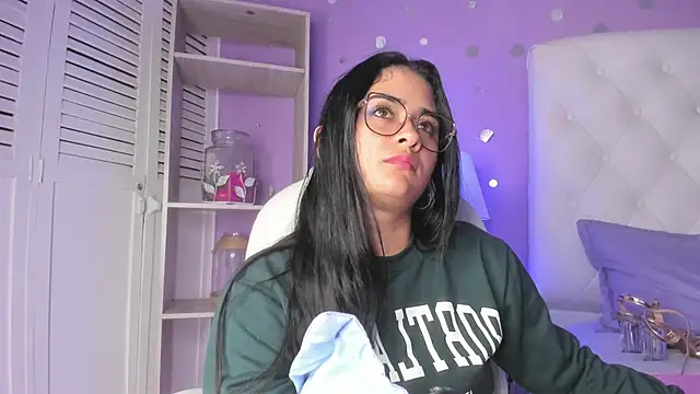 scarlette_15_'s cam snapshot