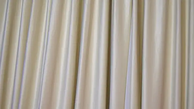 FoxieJullia's cam snapshot