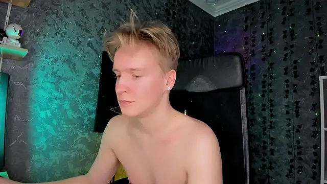 AlexxSweet live sex cam